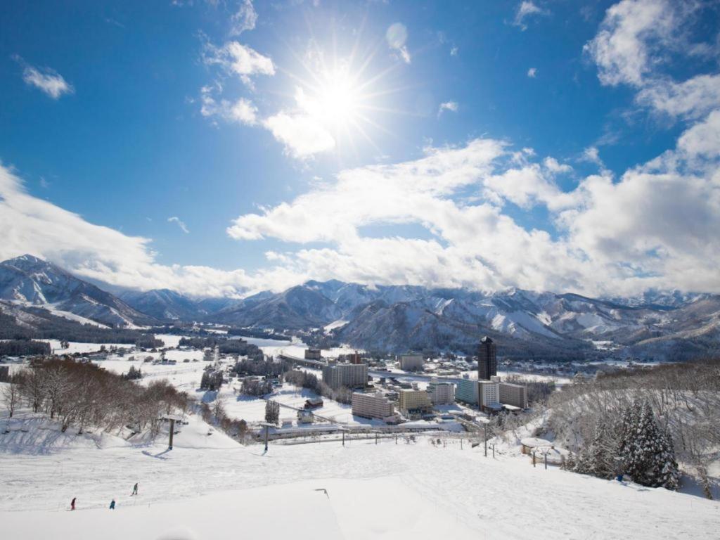 Sierra Resort Yuzawa Yuzawa  Exteriör bild