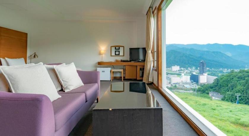 Sierra Resort Yuzawa Yuzawa  Exteriör bild